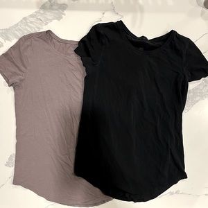 Bundle! x2 Lululemon Love Crew Tee size 4 Black and Dusty Purple